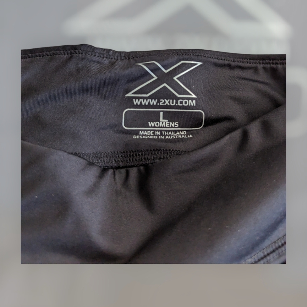 2xu Light Speed Mid-Rise Compression 3/4 Tights - Picture 5 of 5